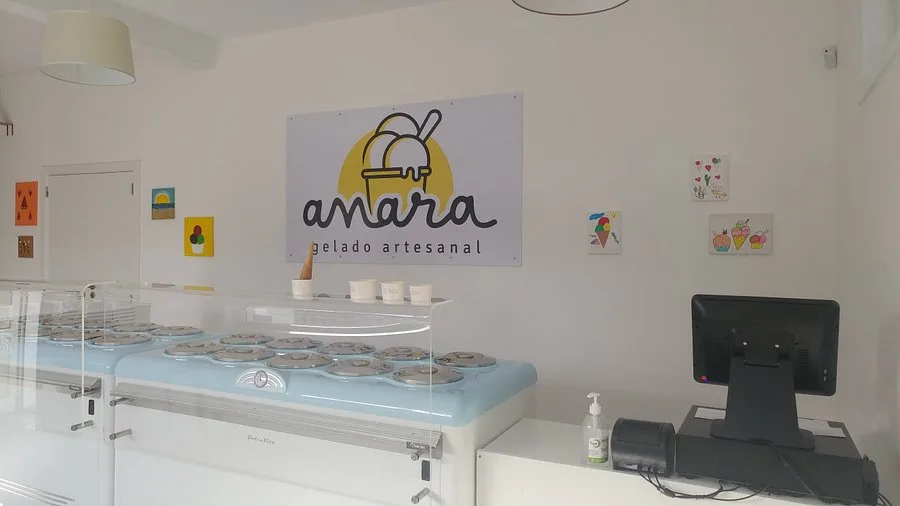 Anara artisanal gelato shop — Charneca de Caparica