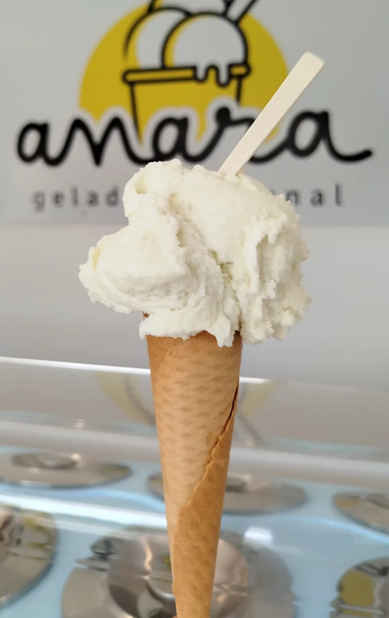 Melon artisanal gelato — Anara Gelado Artesanal